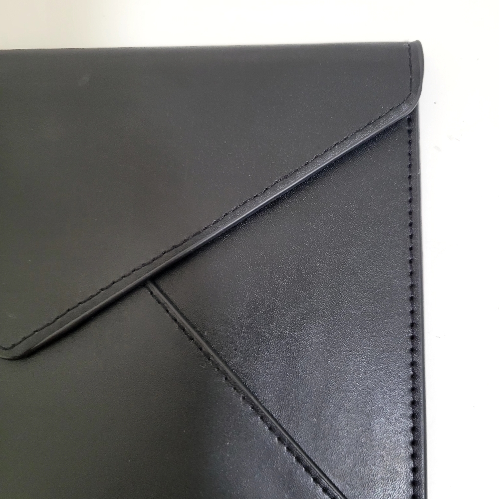 Narciso Rodriguez Leather Clutch Bag - Picture 10 of 14
